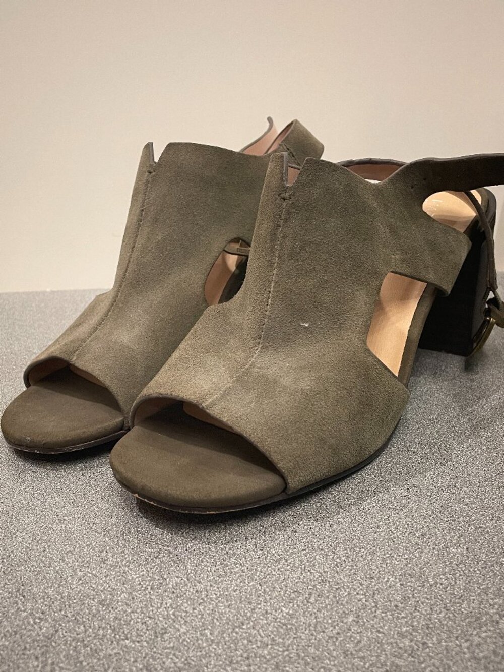 Market & Spruce Suede Peep Toe Block Heels Sz 7.5